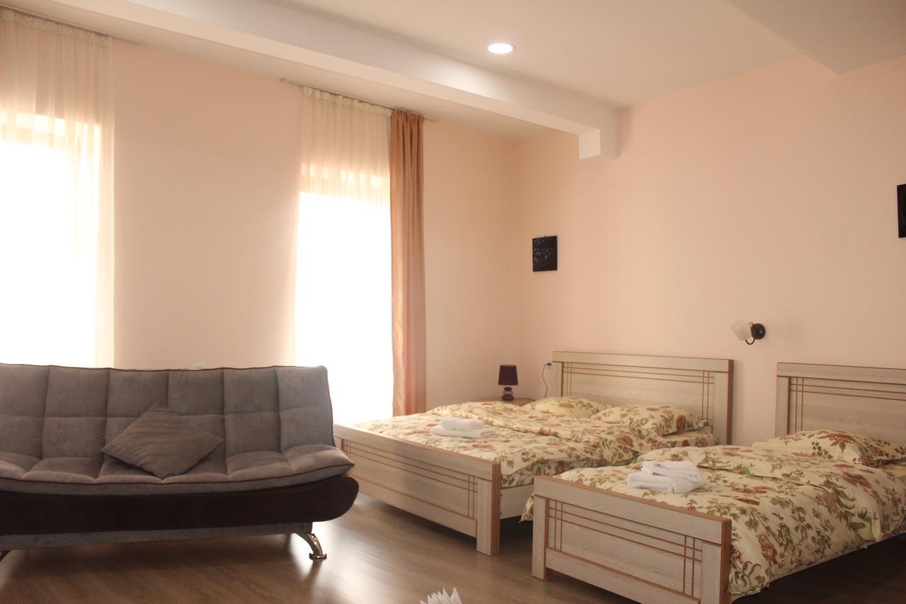 Hotel Vita Tiflis Dış mekan fotoğraf